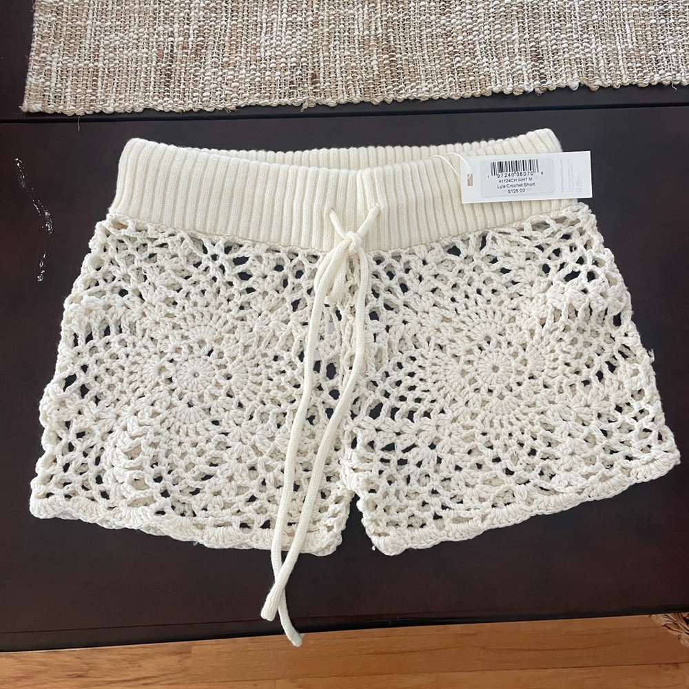 Summer! mini crochet shorts